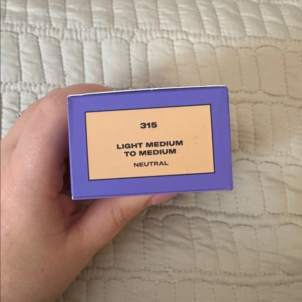 Youth Foria Date Night Skin Tint Foundation #315 Light to Medium NIB
